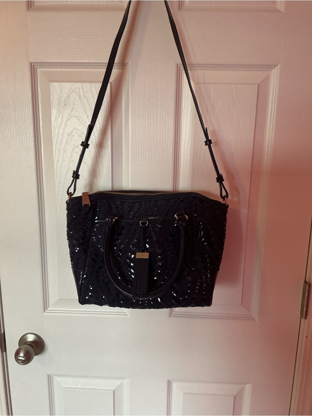 Cole Haan Navy Patent leather shoulder Bag with Orange Lining. - Picture 5 of 5